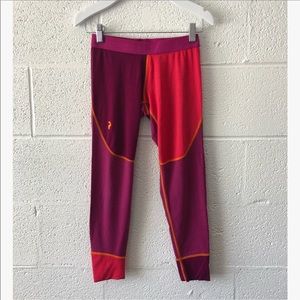 Peak Performance colorblock youth sz: 140CM